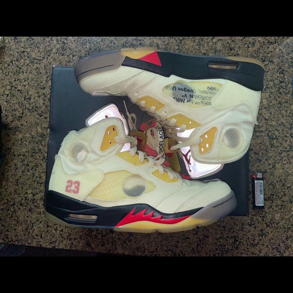 AIR JORDAN OFF WHITE 5’S